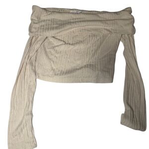 Altar’d State Off-Shoulder Ribbed Crop Top in Cream